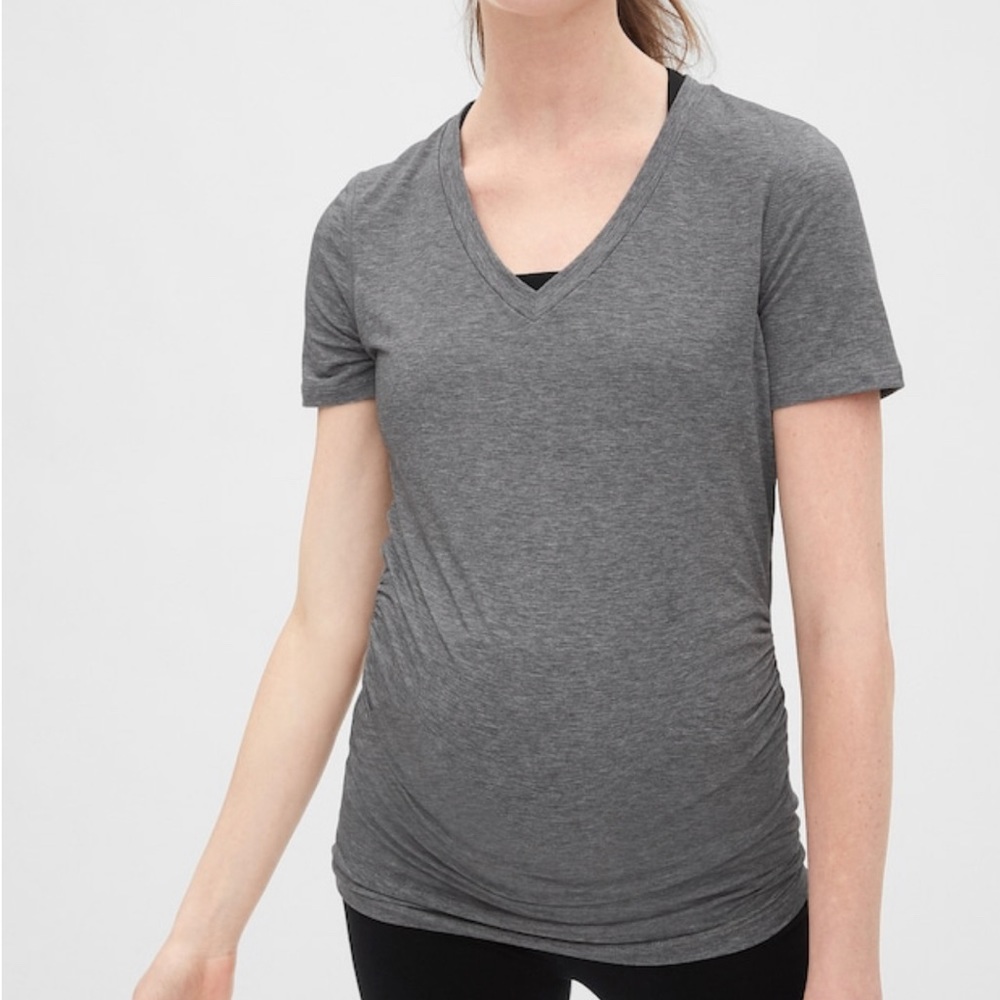 Basic gray v-neck short sleeve maternity shirt